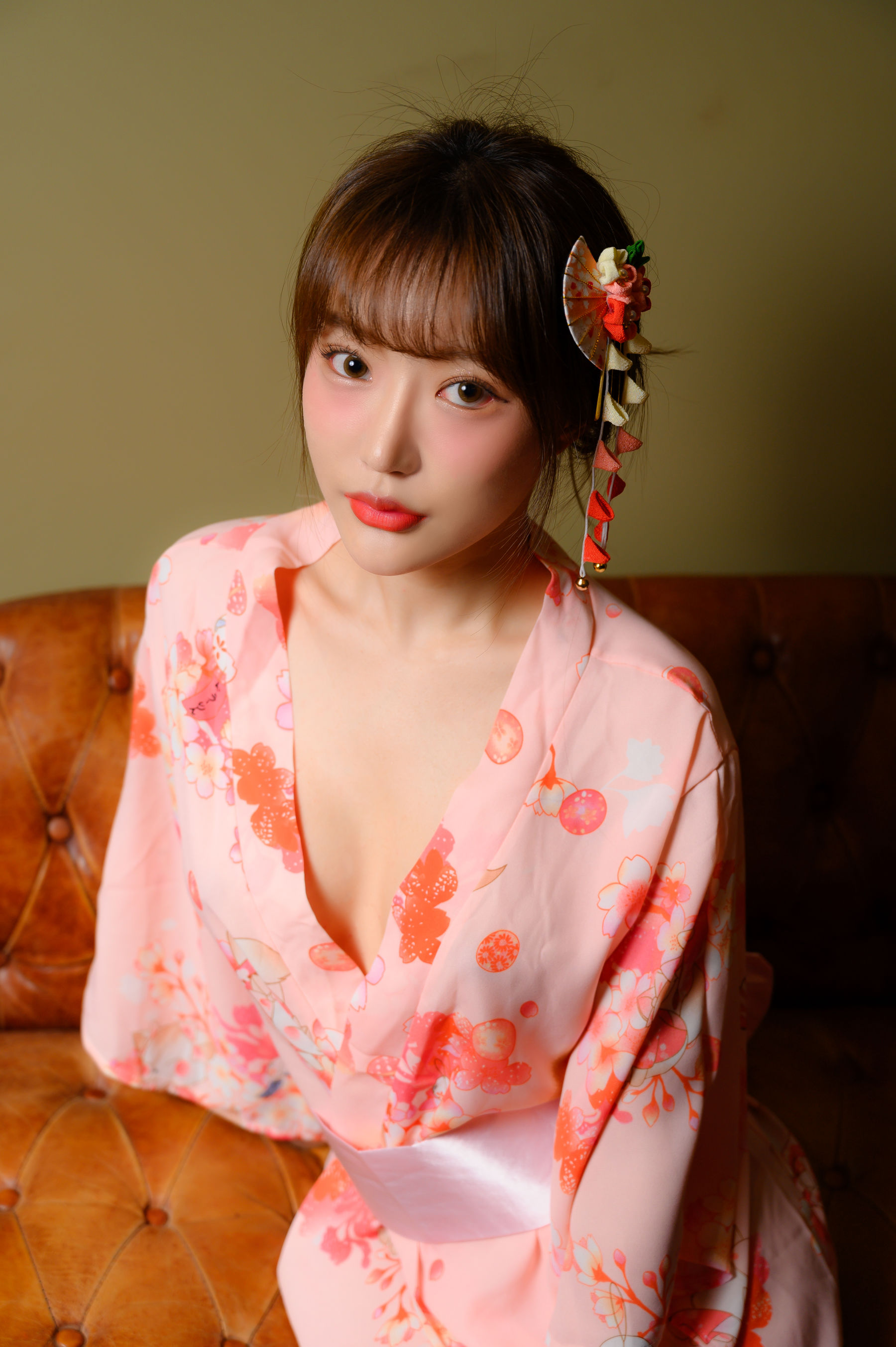 [Moon Night Snap] – Jucy《Cherry Blossom》 [15P] 2023-03-08 21:46:40-秀人网