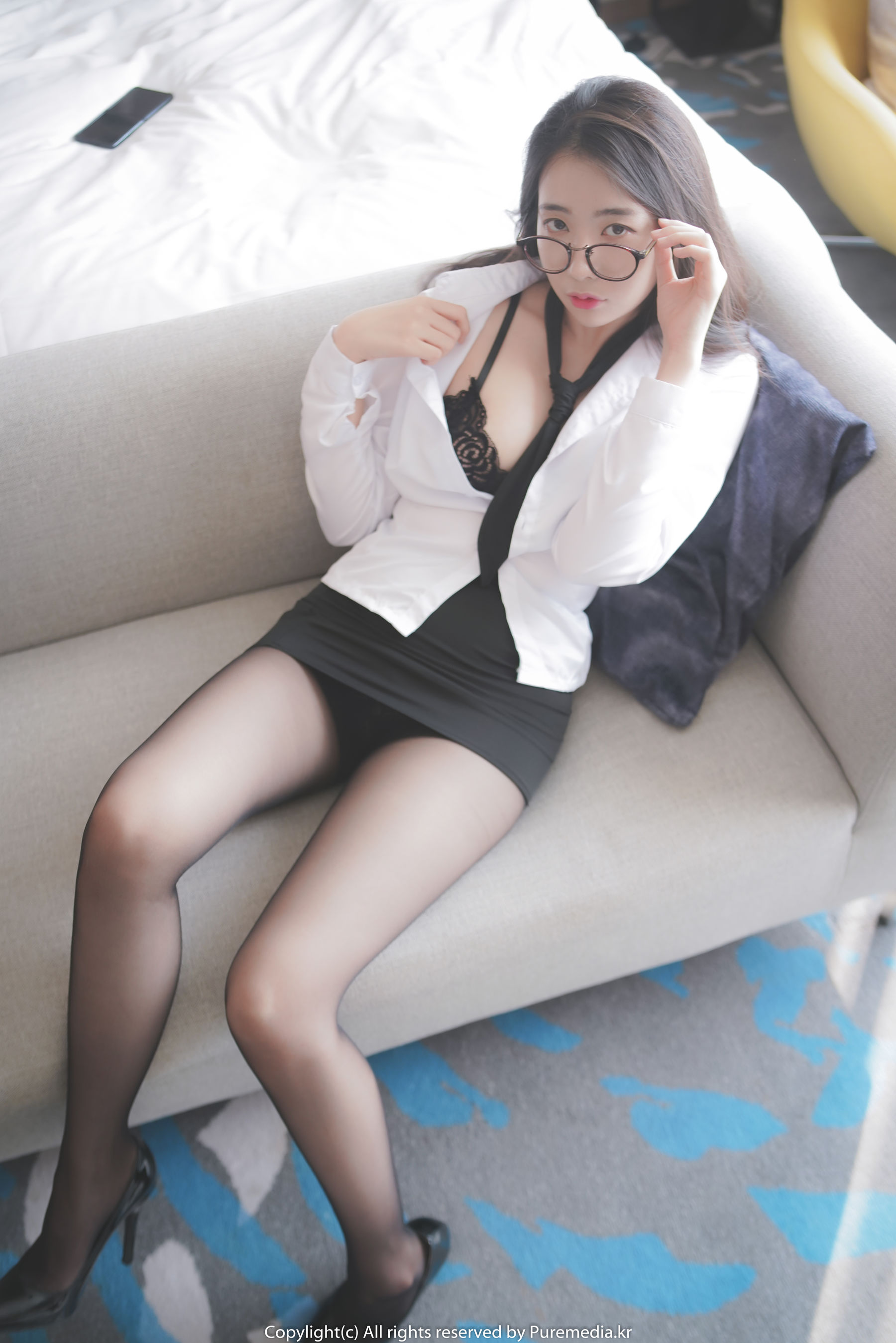 [PURE MEDIA] Vol.038 Hongsi [19P] 2023-03-12 14:46:44-秀人网