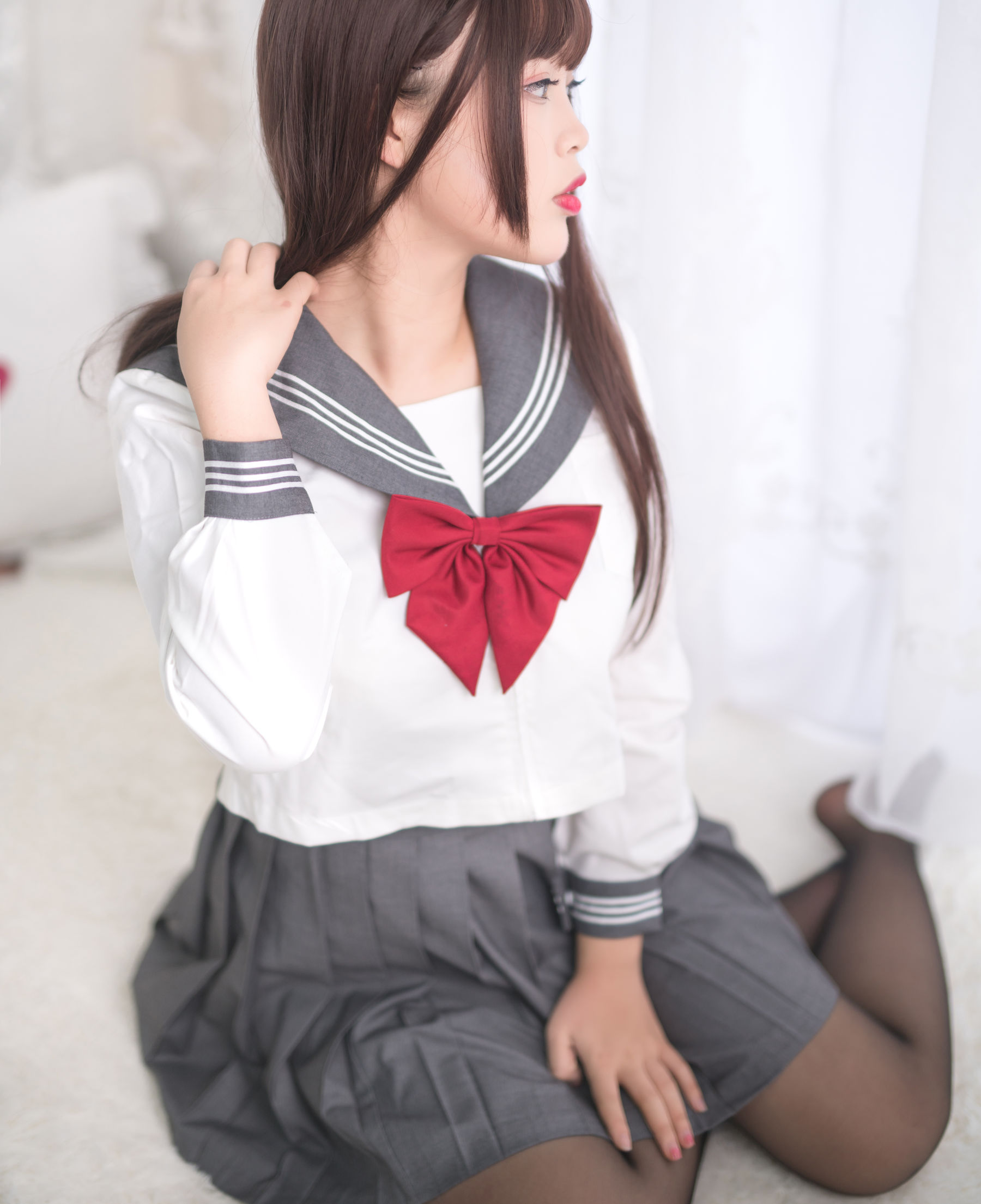 [Cosplay写真] 萌系小姐姐-白烨- – 黑丝制服少女 [60P] 插图8