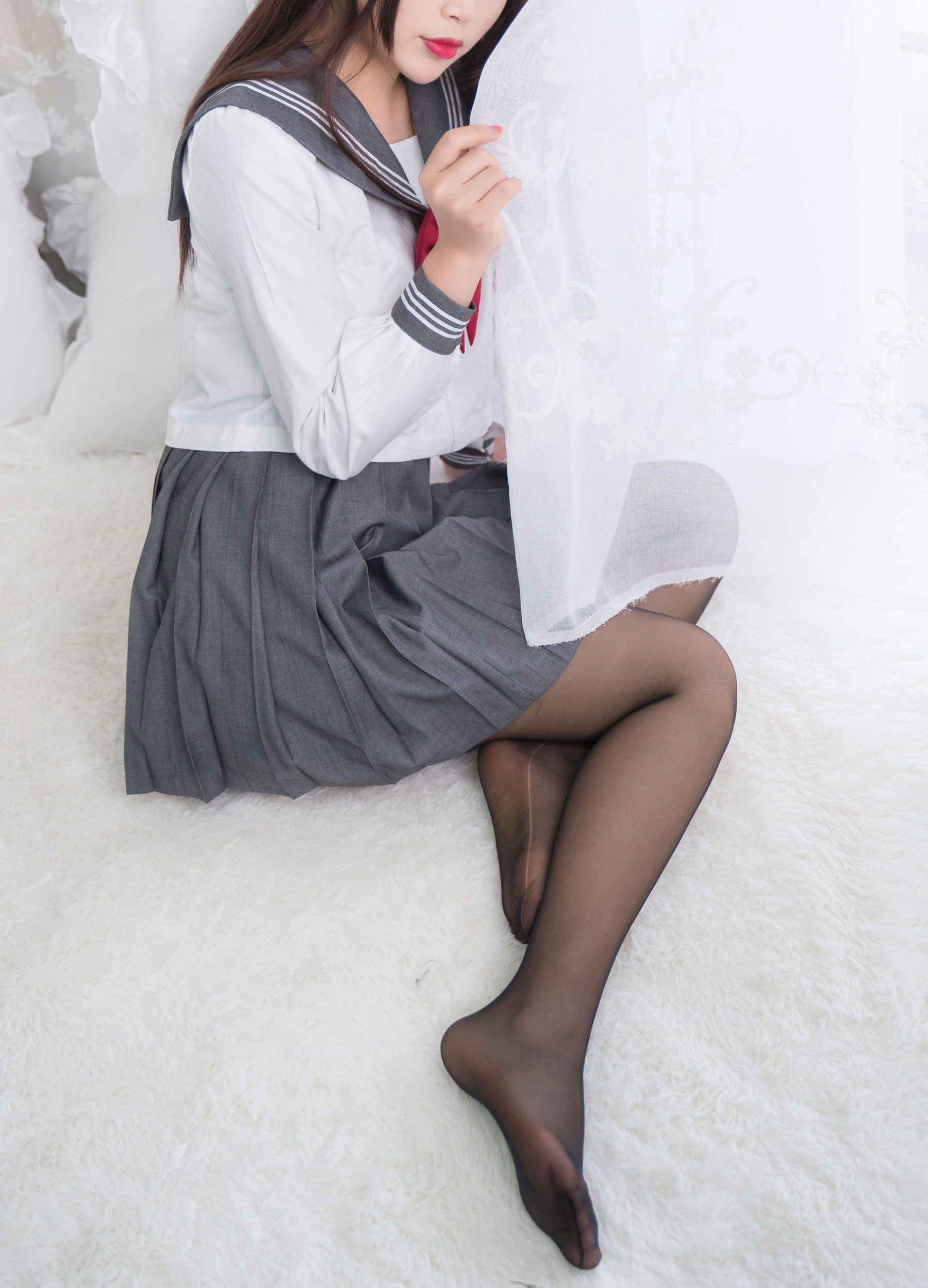 [Cosplay写真] 萌系小姐姐-白烨- – 黑丝制服少女 [60P] 插图2