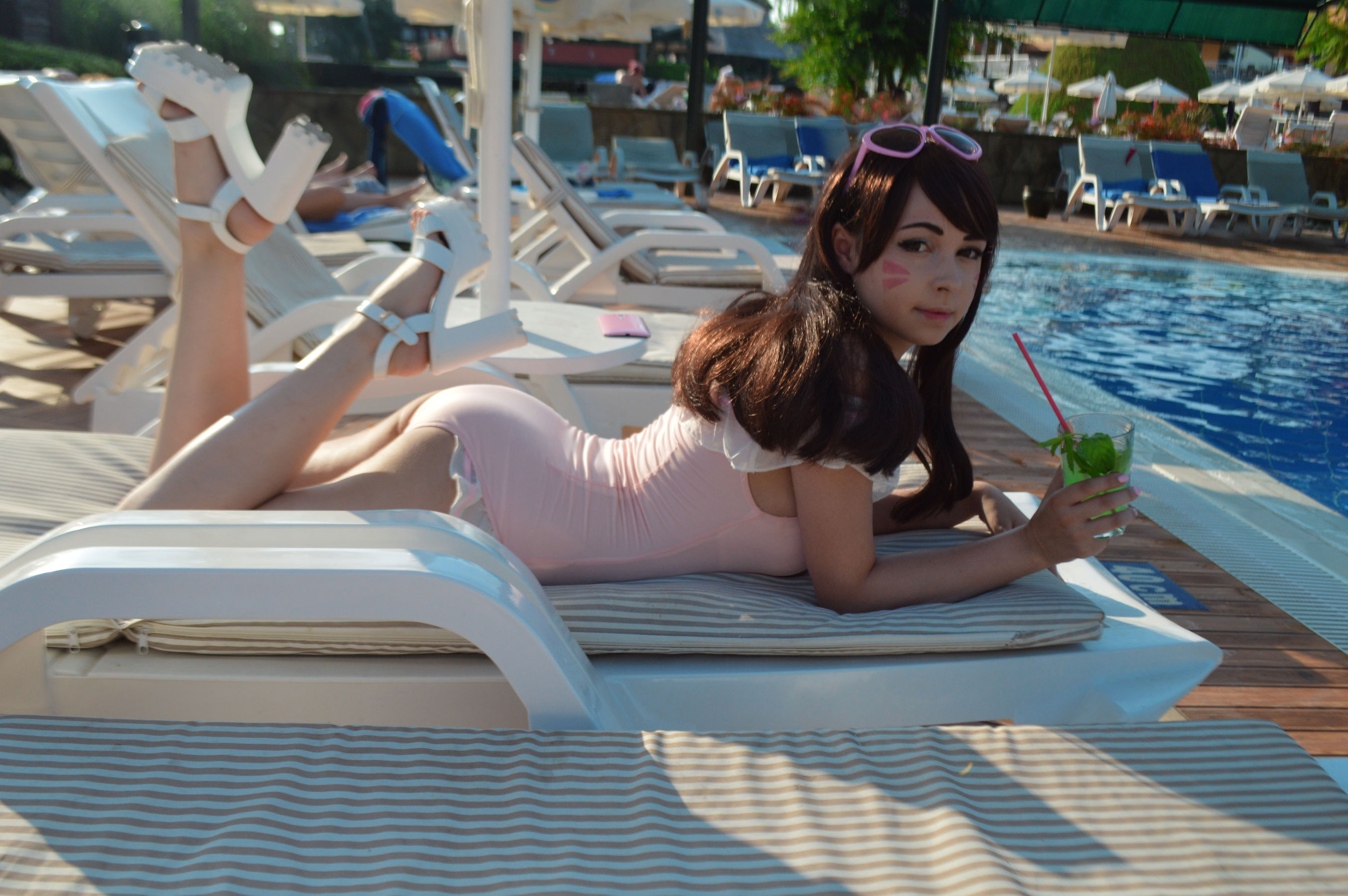 Yoshinobi – Swimsuit D.va [12P] 2022-08-24 16:21:22-秀人网