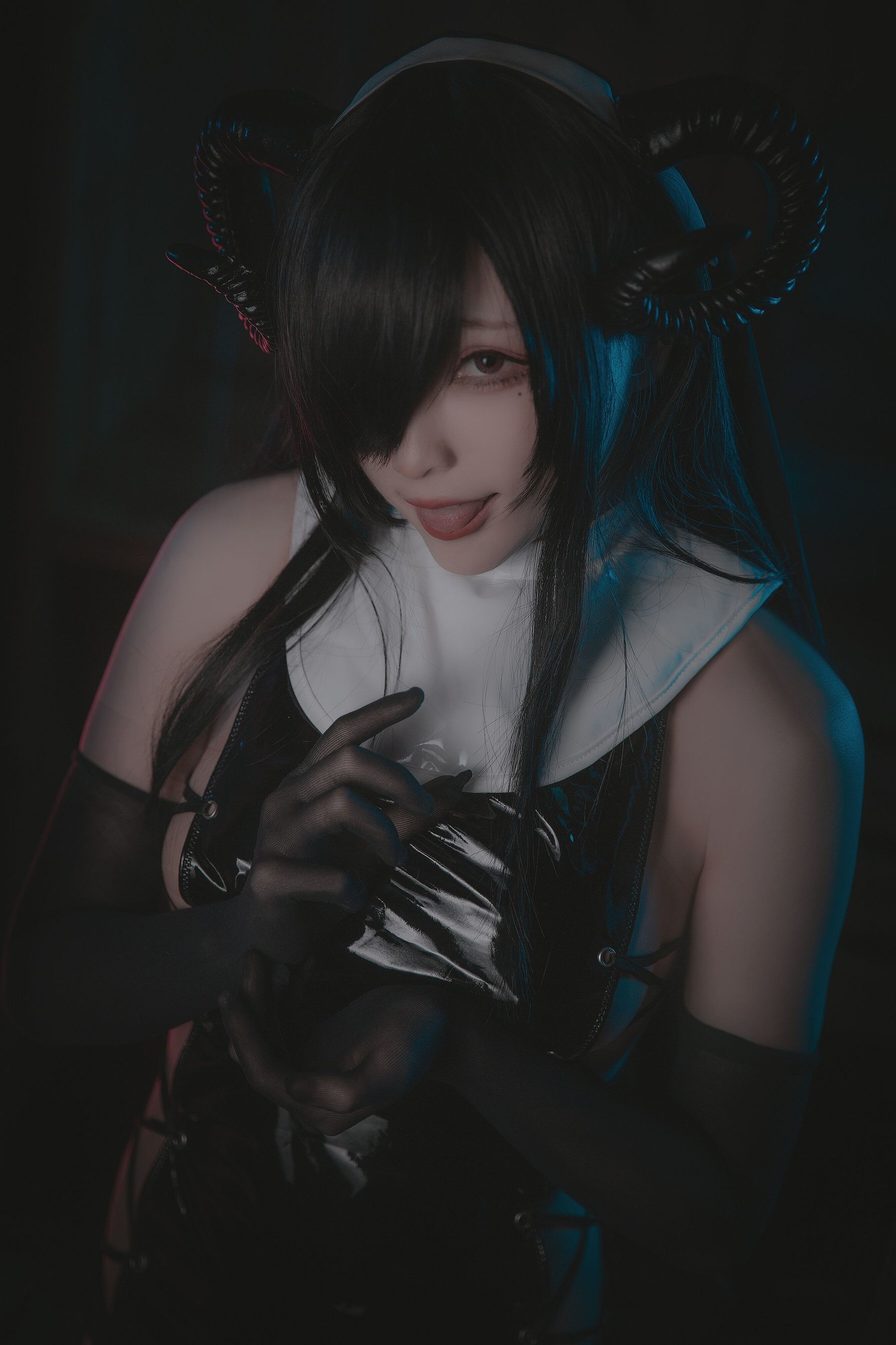 [Cosplay写真] 起司块wii – 魅魔修女 [35P] 2022-09-01 05:32:42-秀人网