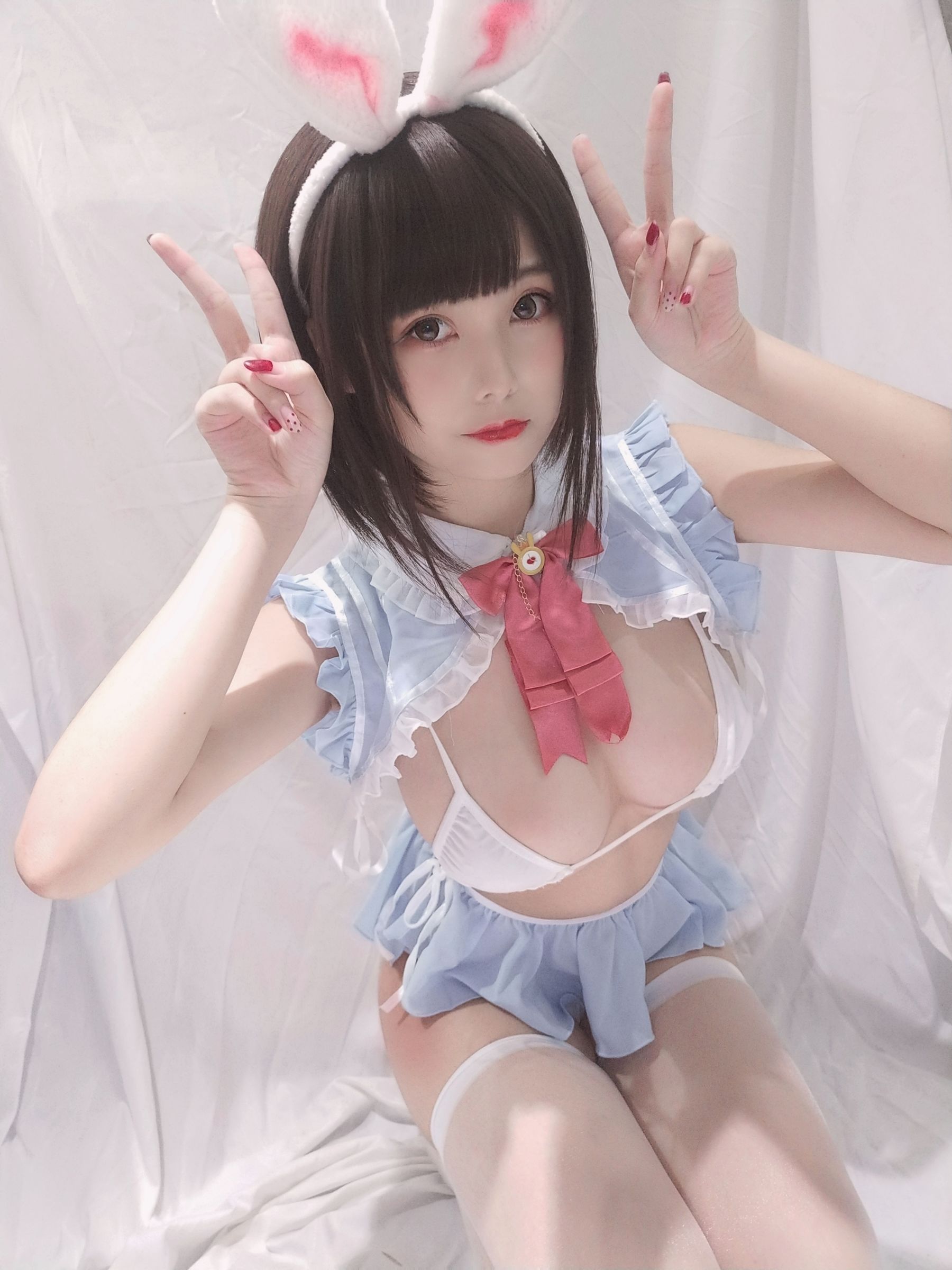 [Cosplay写真] 萌系小姐姐蜜汁猫裘 – 小白兔自拍 [30P] 插图4