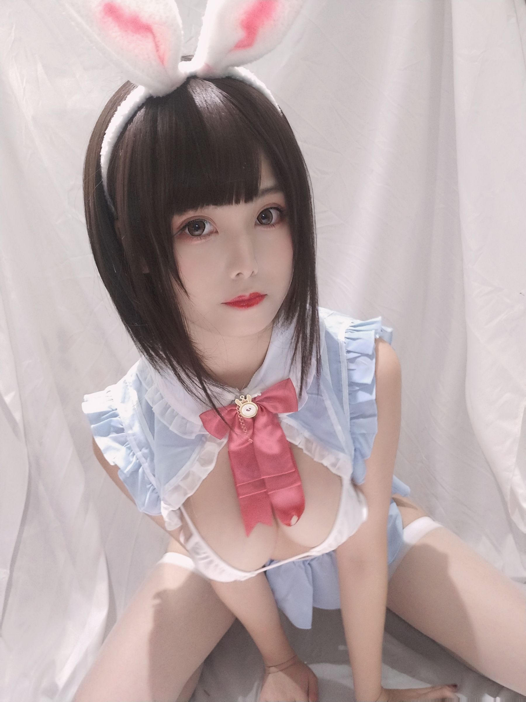 [Cosplay写真] 萌系小姐姐蜜汁猫裘 – 小白兔自拍 [30P] 插图5