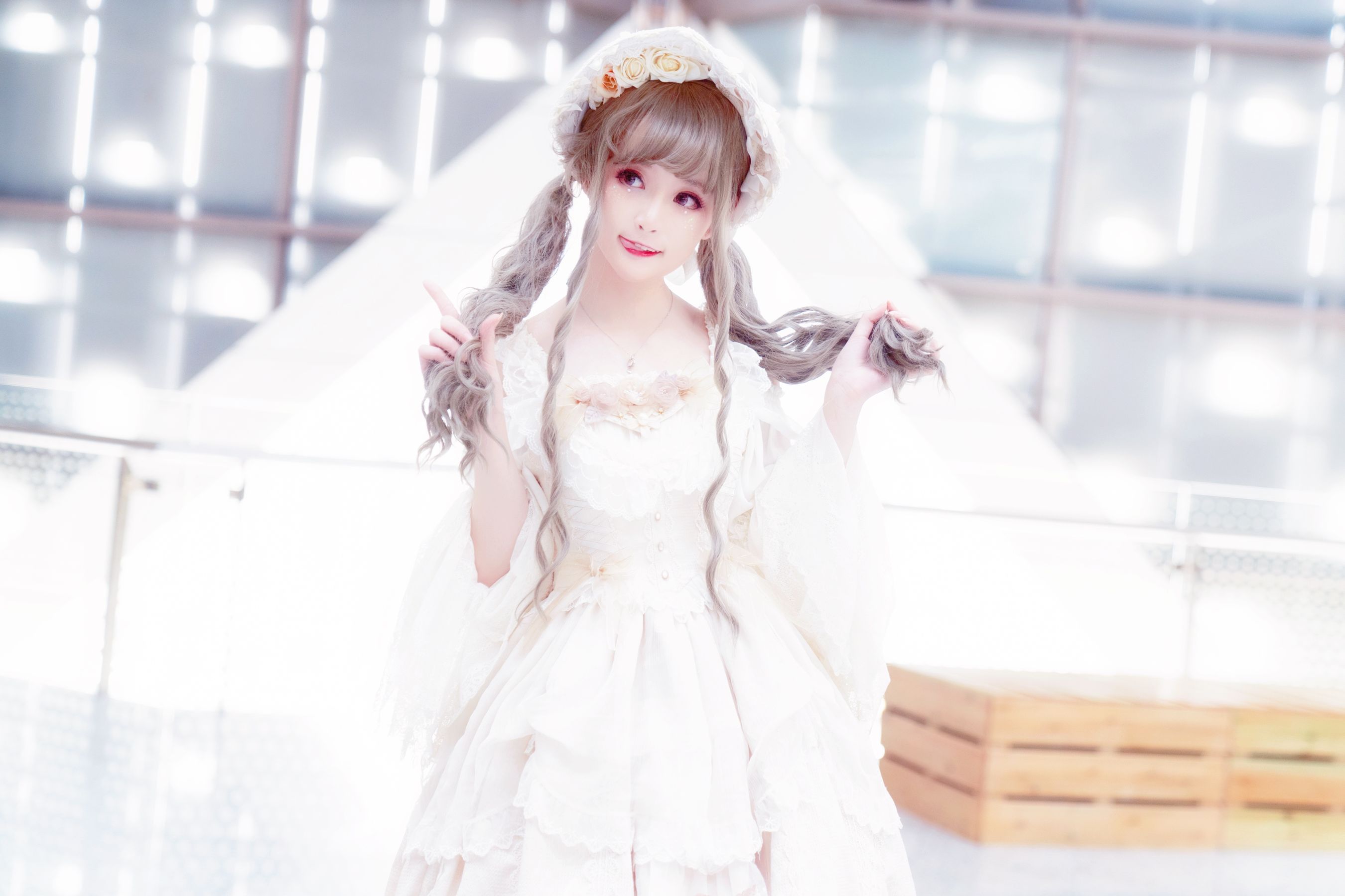 [Cosplay写真] 萌宠博主yui金鱼 – Lolita [15P] 2022-11-13 08:00:13-秀人网