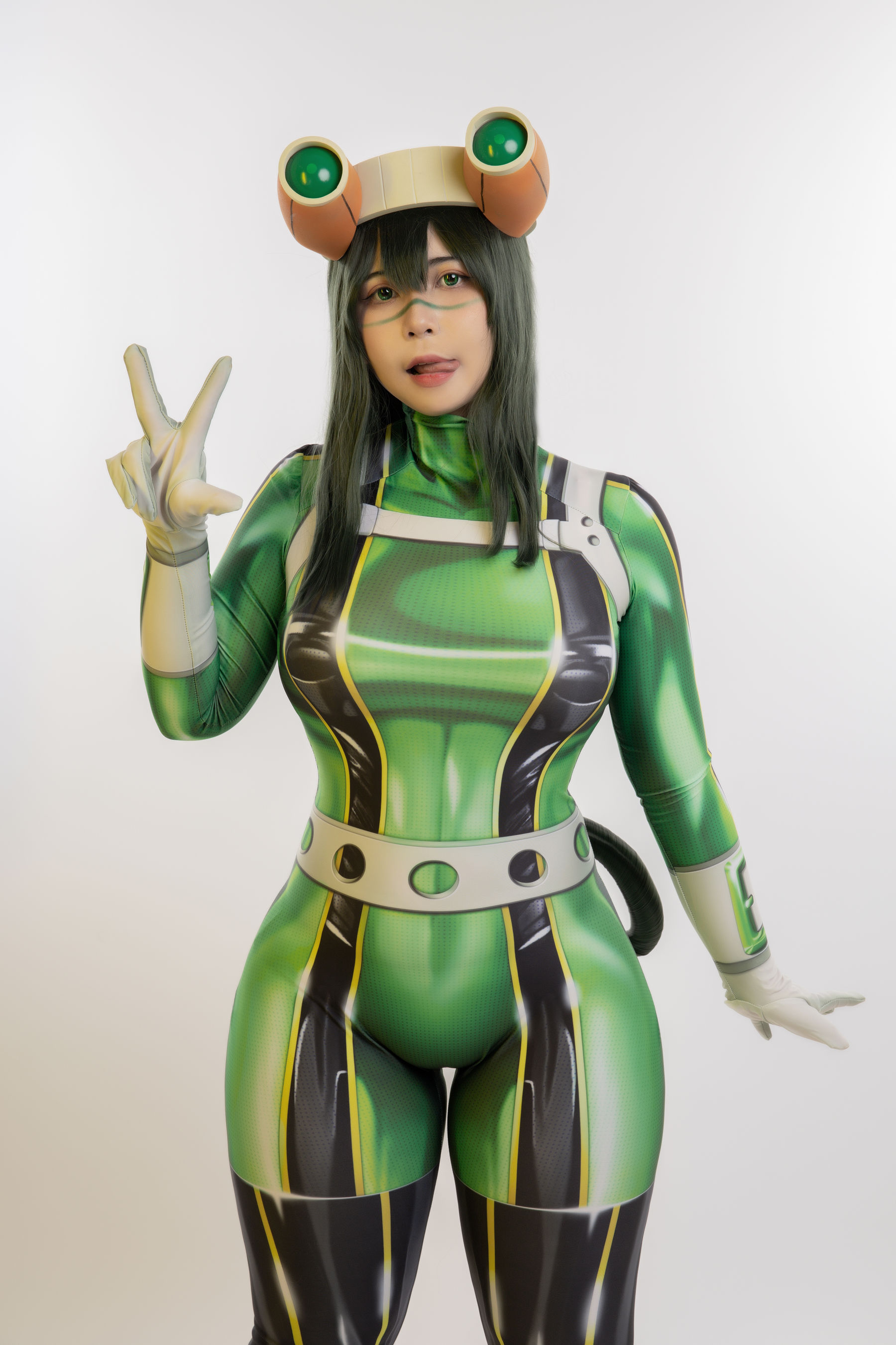 Uy Uy – Froppy [24P] 2022-12-14 15:39:42-秀人网