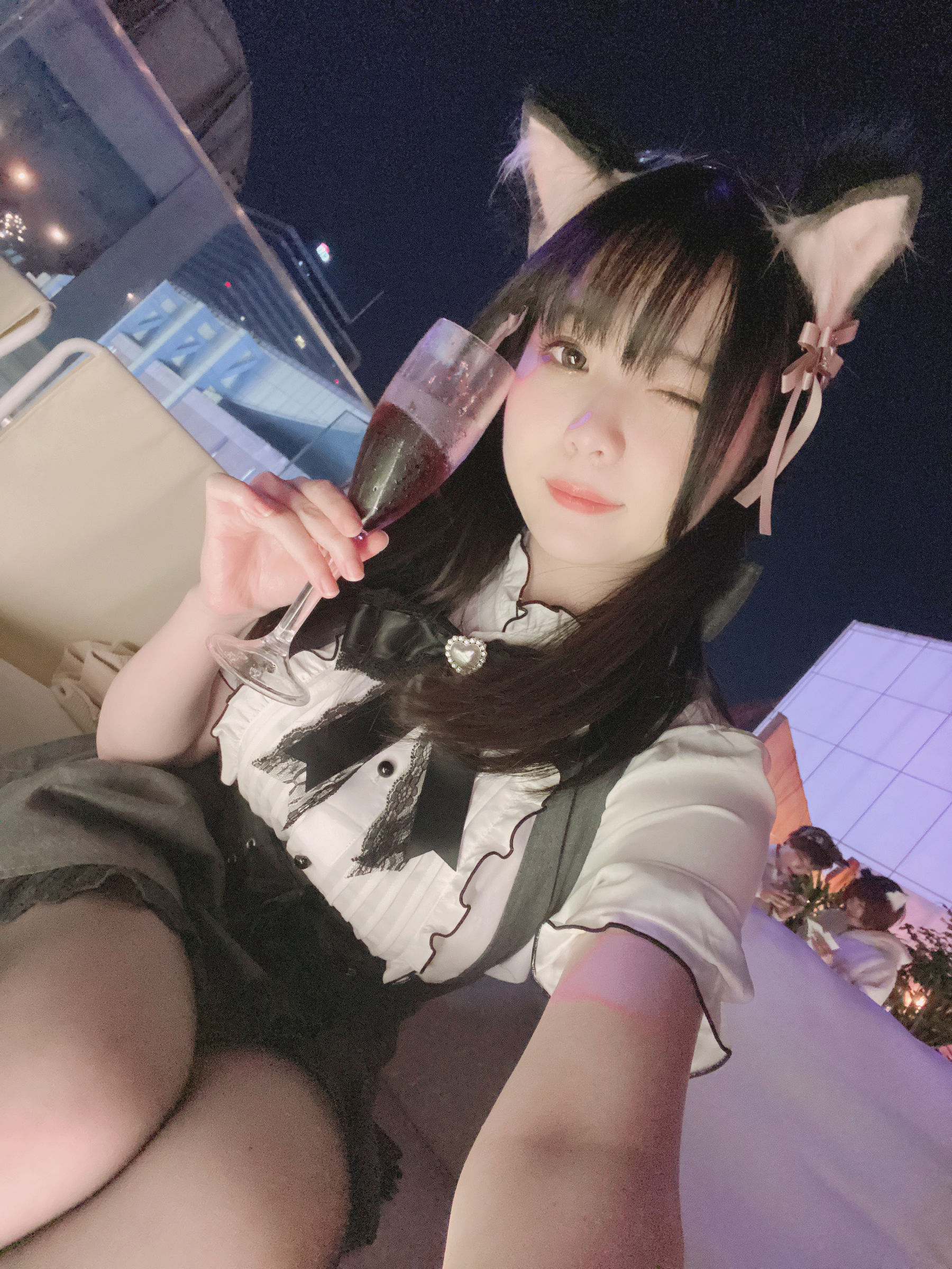 微博妹纸霜月shimo – 一緒に飲みますか？ [19P] 2022-12-27 11:50:19-秀人网