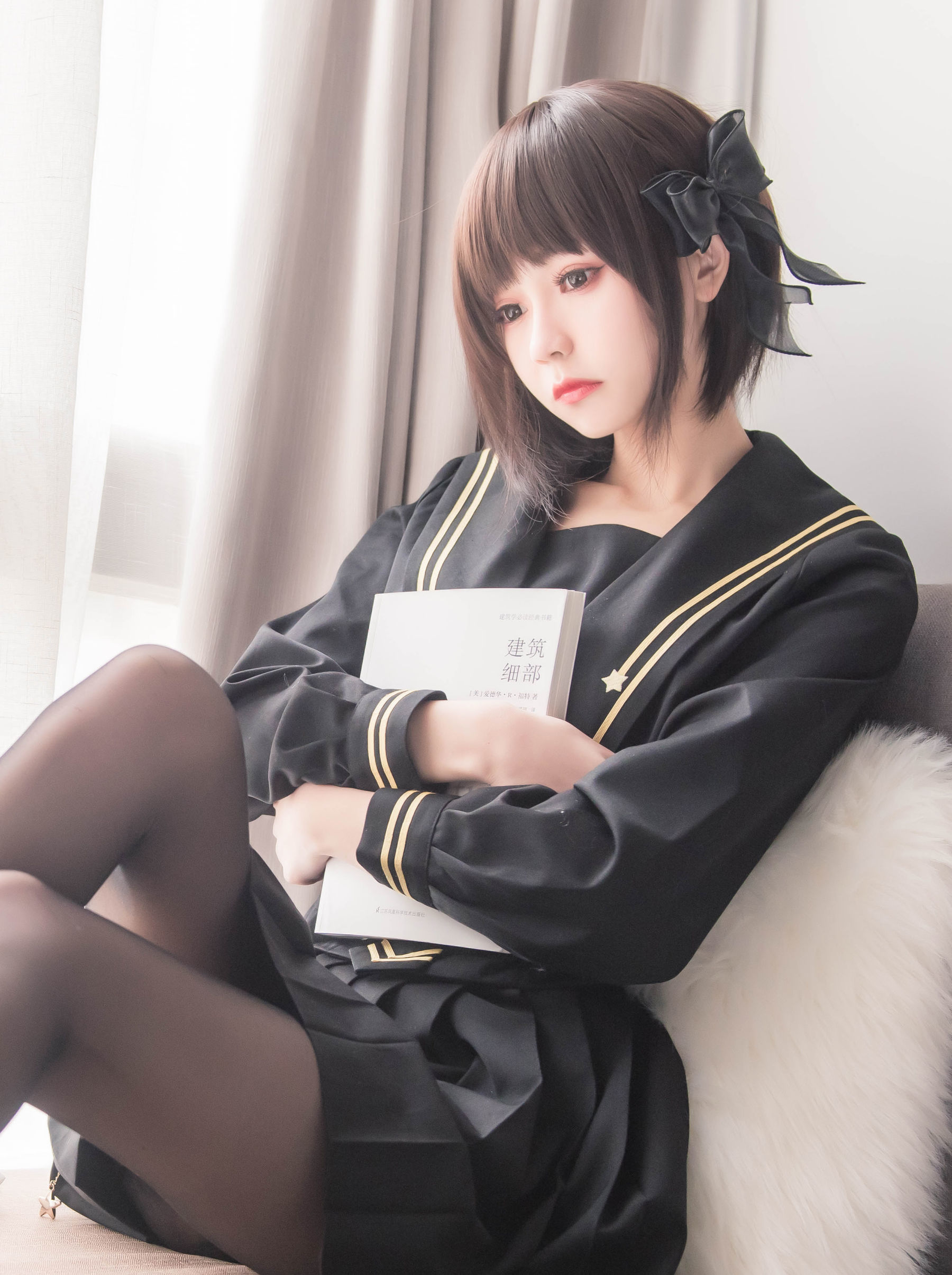 [萝莉COS] 小妖精你的负卿 – 窗台制服 [18P] 插图3