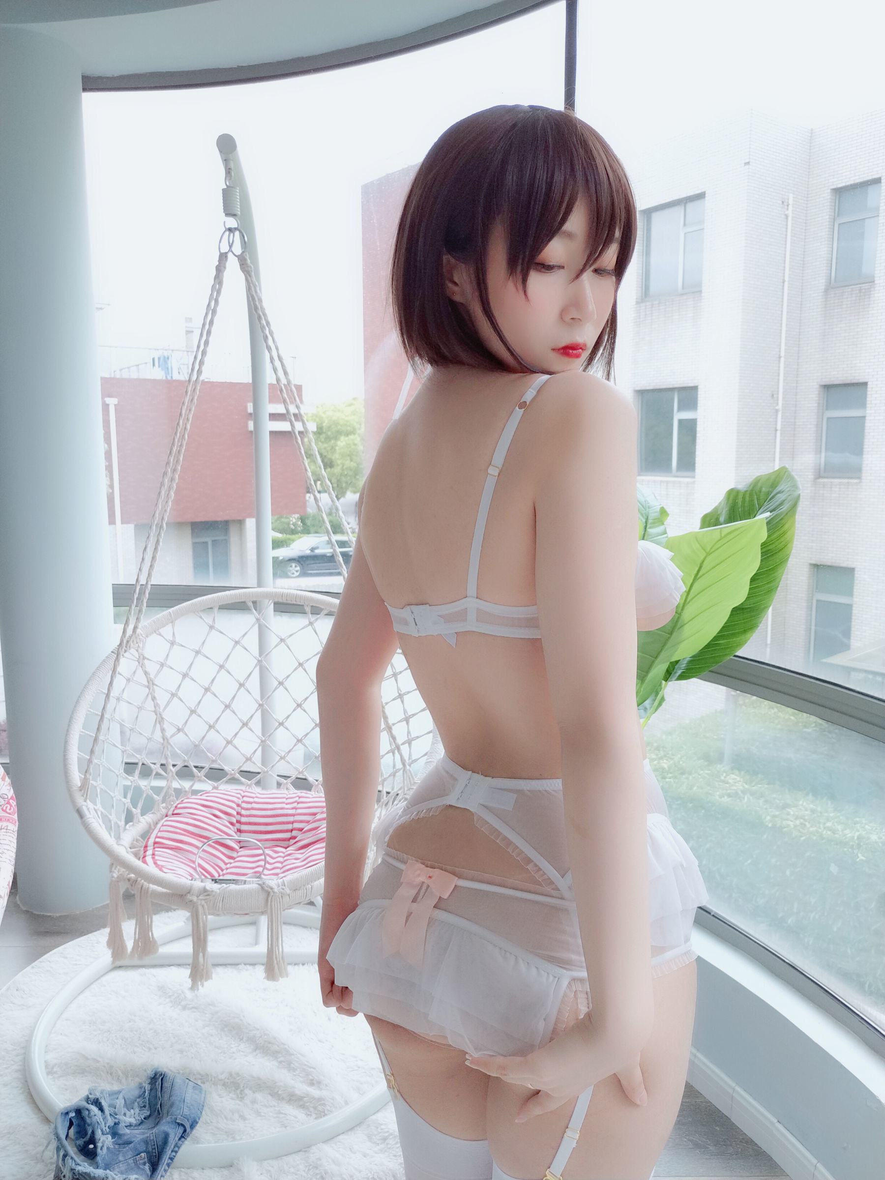 [萝莉COS] 白银 – 纯洁的白色 [30P] 2023-03-07 05:48:18-秀人网