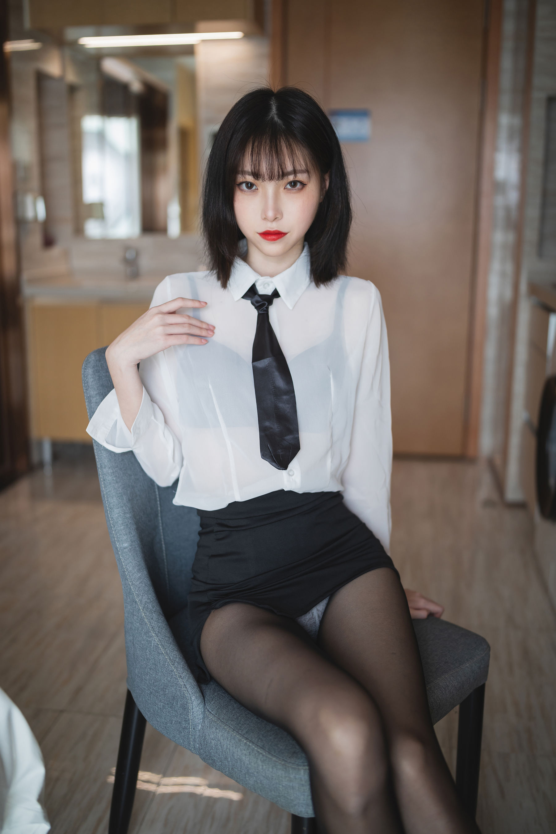 许岚 – OL制服 [41P] 插图2