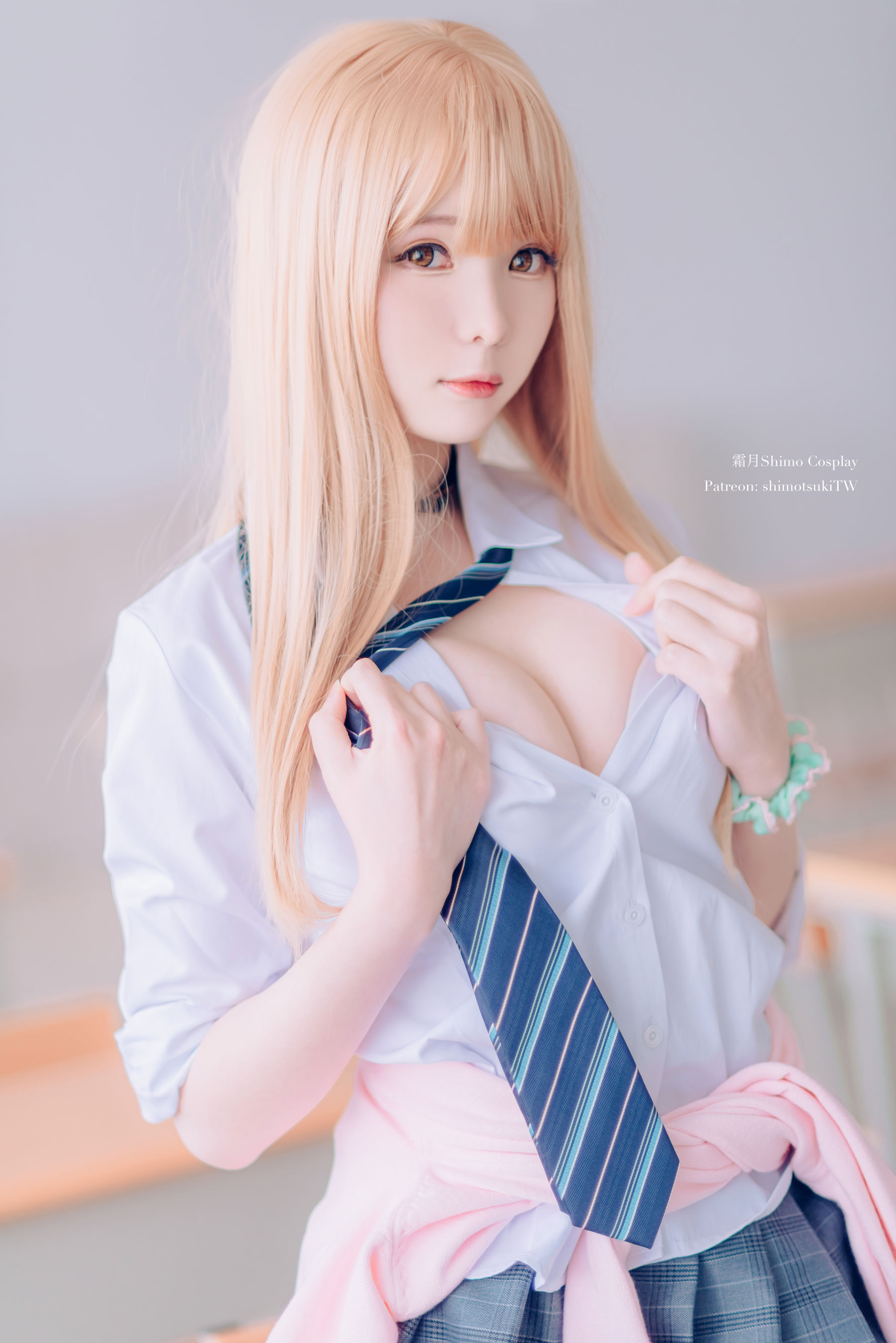 微博妹纸霜月shimo – 金发制服 [8P] 插图5