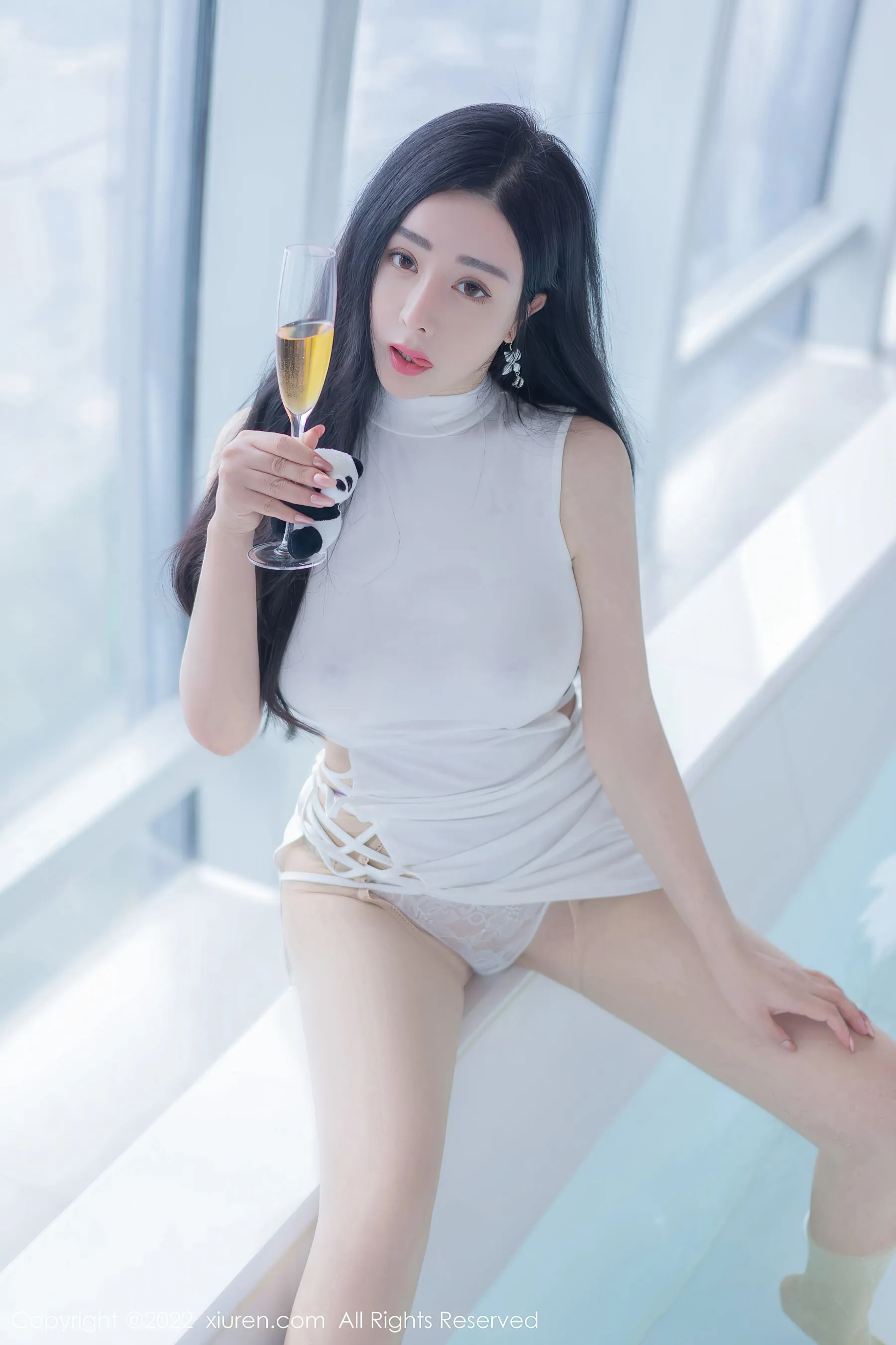 秀人网 No.4855 允爾 美臀美腿丰乳写真 插图4