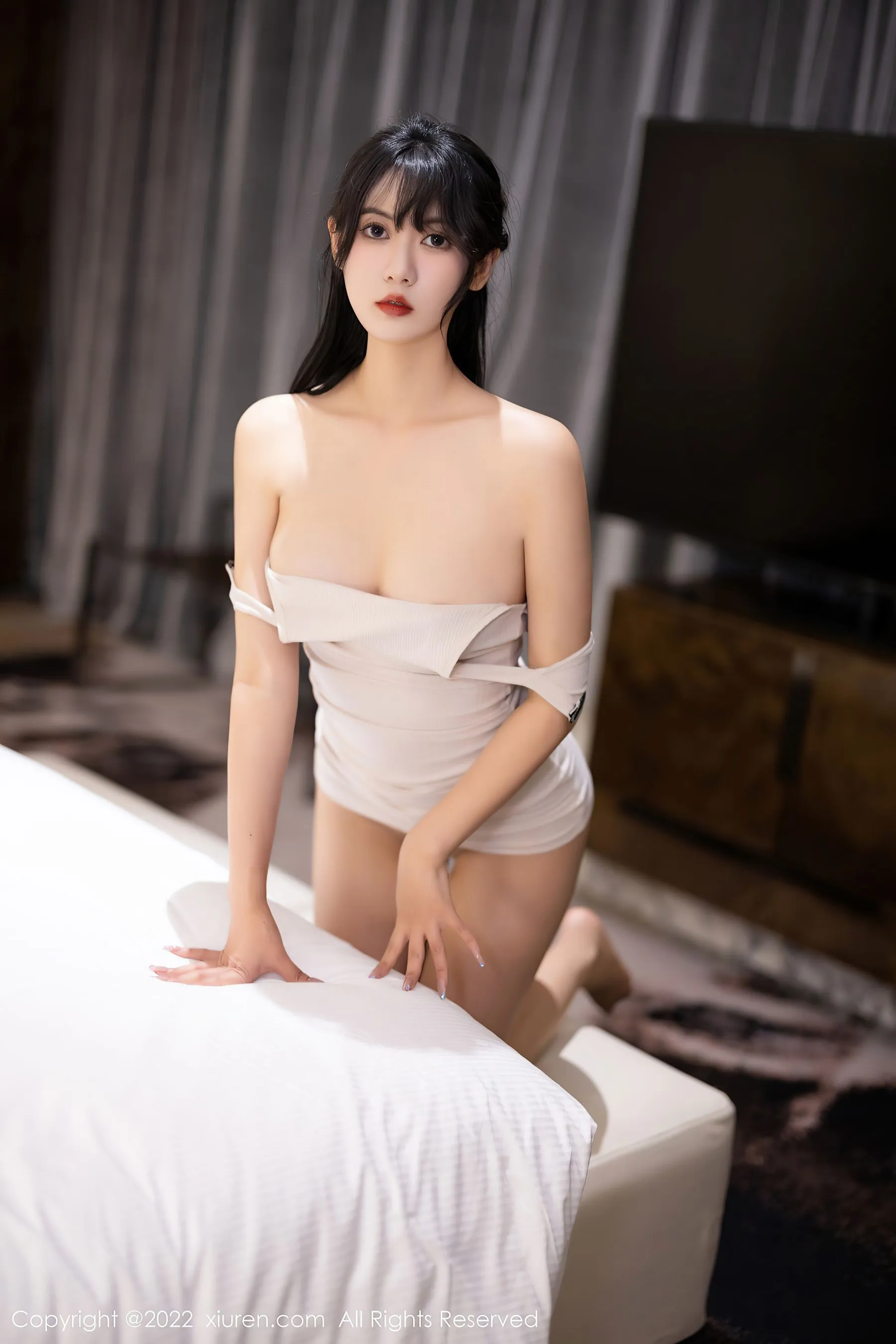 秀人网 No.6043 林子遥 丝袜美腿 2023-12-10 17:52:02-秀人网